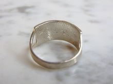 Load image into Gallery viewer, Womens Vintage Estate Sterling Silver Elephant Ring 2.9g E4858