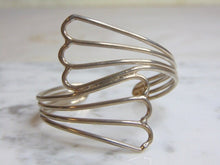 Load image into Gallery viewer, Womens Vintage Estate Sterling Silver Modernist Cuff Bracelet 24.7g E4862