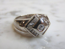 Load image into Gallery viewer, Womens Vintage Estate Sterling Silver CZ Stones Ring 10.1g E4890