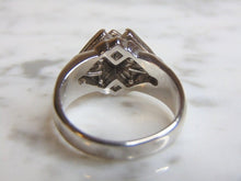 Load image into Gallery viewer, Womens Vintage Estate Sterling Silver CZ Stones Ring 10.1g E4890