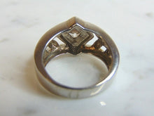 Load image into Gallery viewer, Womens Vintage Estate Sterling Silver Ring w/ CZ Stone 7.5g E5184