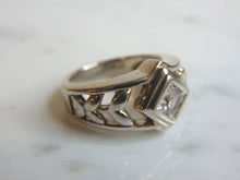 Load image into Gallery viewer, Womens Vintage Estate Sterling Silver Ring w/ CZ Stone 7.5g E5184