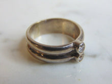 Load image into Gallery viewer, Womens Vintage Estate Sterling Silver Ring w/ CZ Stones 6.0g E5192
