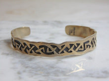 Load image into Gallery viewer, Womens Vintage Estate Sterling Silver Modernist Cuff Bracelet 23.8g E4922