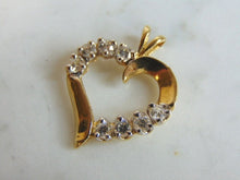 Load image into Gallery viewer, Womens Vintage Estate 14k Yellow Gold Heart Pendant 2.5g E2006