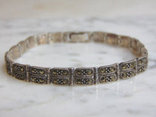 Load image into Gallery viewer, Womens Vintage Estate Sterling Silver Bracelet 15.2g E5066