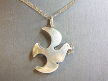 Load image into Gallery viewer, Womens Vintage Estate Sterling Silver Necklace W/ Dove Pendant 11.4g E5123