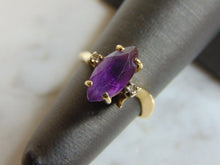 Load image into Gallery viewer, Womens Vintage Estate 14K Yellow Gold &amp; Marquis Amethyst Ring 3.7g E2915