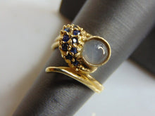 Load image into Gallery viewer, Womens Vintage Estate 14K Yellow Gold Blue Sapphire Ring 3.8g #E2973