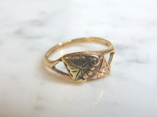 Load image into Gallery viewer, Womens Vintage Estate 10K Gold w/ Rose Gold Grape Leaf Ring 2.6g #E2881