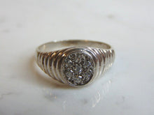 Load image into Gallery viewer, Vintage Estate Sterling Silver Ring w/ CZ Stones 4.7g E5188