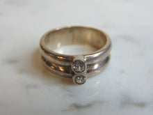 Load image into Gallery viewer, Womens Vintage Estate Sterling Silver Ring w/ CZ Stones 6.0g E5192