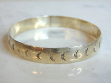 Load image into Gallery viewer, Womens Vintage Estate Sterling Silver Bracelet 26.3g E5553