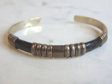 Load image into Gallery viewer, Womens Vintage Estate Sterling Silver Cuff Bracelet 25g E5603