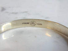 Load image into Gallery viewer, Womens Vintage Estate Sterling Silver Bracelet 17.9g E5611