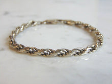 Load image into Gallery viewer, Womens Vintage Estate Sterling Silver Bracelet 11.5g E5633
