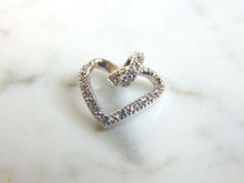Load image into Gallery viewer, Womens Vintage Estate Sterling Silver CZ Heart Pendant 2.8g E5390