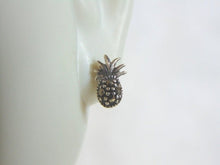 Load image into Gallery viewer, Womens Vintage Estate Sterling Silver Pineapple Earrings 1.1g E5395