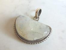 Load image into Gallery viewer, Womens Vintage Estate Sterling Silver Quartz Pendant 14g E5687