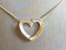 Load image into Gallery viewer, Womens Vintage Estate Heart Pendant W/ Necklace 3.5g E5450
