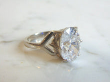 Load image into Gallery viewer, Womens Vintage Estate Sterling Silver CZ Ring 7.2g E5742