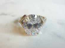 Load image into Gallery viewer, Womens Vintage Estate Sterling Silver CZ Ring 7.2g E5742