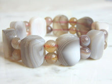 Load image into Gallery viewer, Womens Vintage Estate Agate Bracelet 63.3g E5931