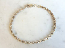 Load image into Gallery viewer, Womens Vintage Estate Sterling Silver Bracelet 5.2g E5561