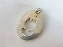Load image into Gallery viewer, Womens Vintage Estate Sterling Silver Flower Pendant 5.2g E5944