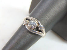 Load image into Gallery viewer, Womens Vintage Estate Sterling Silver CZ Ring 3.3g E5987