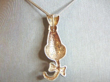 Load image into Gallery viewer, Womens Vintage Sterling Silver Cat Pendant W/ Necklace 16g E5723