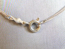 Load image into Gallery viewer, Womens Vintage Sterling Silver Cat Pendant W/ Necklace 16g E5723