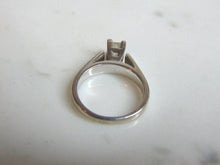 Load image into Gallery viewer, Womens Vintage Estate 14k White Gold Diamond Engagement Ring 4.9g  #E721