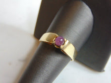 Load image into Gallery viewer, Womens Vintage Estate 14k Gold Ring w/ Pink Stone, 4.4g E848