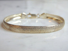Load image into Gallery viewer, Womens Vintage Estate Sterling Silver Bracelet 8.3g E5893