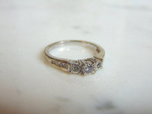 Load image into Gallery viewer, Womens Vintage Estate 10K White Gold Diamond Ring 2.7g E863
