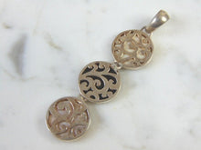 Load image into Gallery viewer, Womens Vintage Estate Sterling Silver Onyx Pendant 6.4g E2660