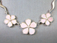 Load image into Gallery viewer, Womens Vintage Estate Sterling Silver Flower Necklace 27.2g E2703