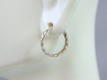 Load image into Gallery viewer, Womens Vintage Estate Sterling Silver Hoop Earrings 1.4g E3020
