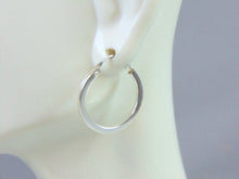 Load image into Gallery viewer, Womens Vintage Estate Sterling Silver Hoop Earrings 2g E1807