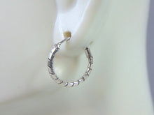 Load image into Gallery viewer, Womens Vintage Estate Sterling Silver Hoop Earrings 1.5g E1818