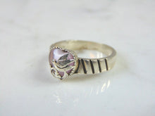 Load image into Gallery viewer, Womens Sterling Silver Fashion Heart Ring 3.2g E2503