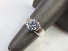 Load image into Gallery viewer, Womens Vintage Estate Sterling Silver CZ Ring 5.2g E2169