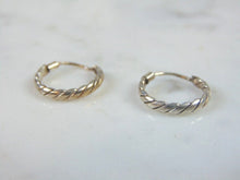 Load image into Gallery viewer, Womens Vintage Estate Sterling Silver Hoop Earrings 1.4g E3020