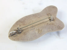 Load image into Gallery viewer, Womens Amy Kahn Russell Sterling Silver Fish Brooch 20.2g E2835