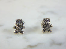 Load image into Gallery viewer, Womens Vintage Estate Sterling Silver Bear Earrings 1.2g E1493