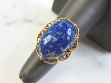 Load image into Gallery viewer, Womens Vintage Estate 14k Yellow Gold Lapis Lazuli Ring 7g E1012