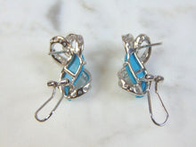 Load image into Gallery viewer, Womens Vintage Estate 18K White Gold Turquoise Earrings 7.5g E3086