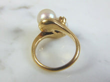 Load image into Gallery viewer, Womens Vintage Estate 14K Gold Ring w/ Pearl &amp; Diamonds 4.1g E3219