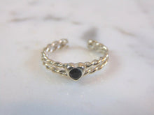 Load image into Gallery viewer, Womens Vintage Estate Sterling Silver Heart Ring 1.4g E1832